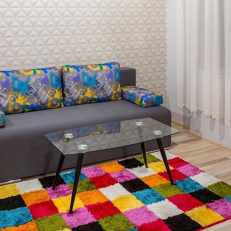 Apartment On Pekarska Street Зі Світлом! Львів Екстер'єр фото