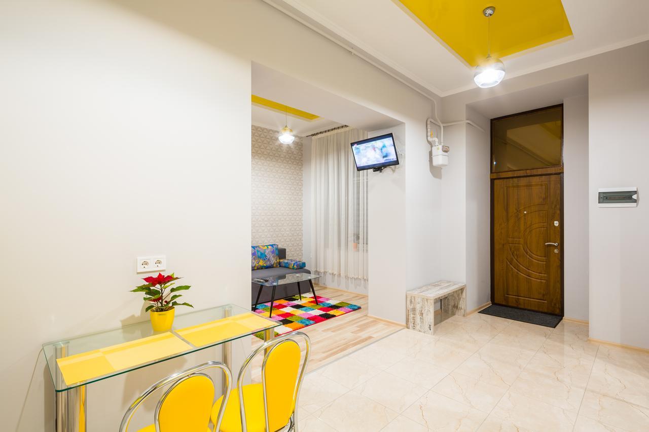 Apartment On Pekarska Street Зі Світлом! Львів Екстер'єр фото