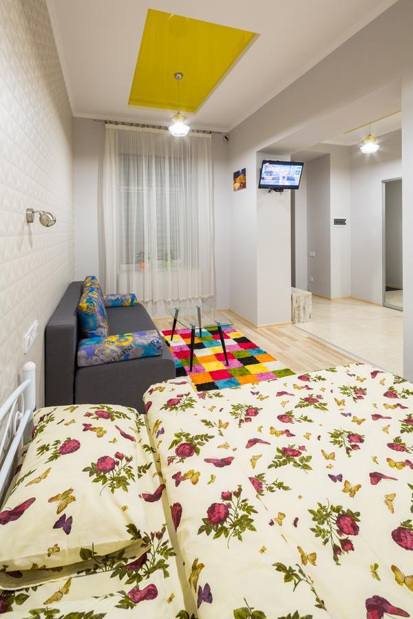 Apartment On Pekarska Street Зі Світлом! Львів Екстер'єр фото